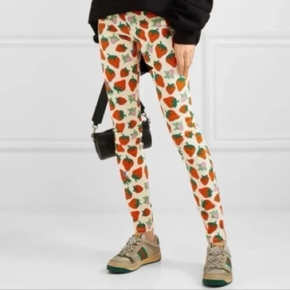GUCCI Maximalist Luxury Spring Fruit Strawberry Skinny Cotton Twill Pants 25 NWT - Picture 4 of 13
